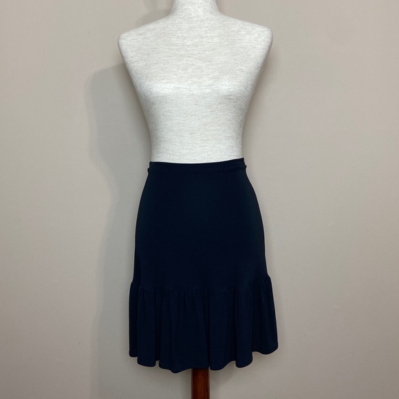 Gap Black Tiered Ruffle Mini Skirt - Picture 2 of 12